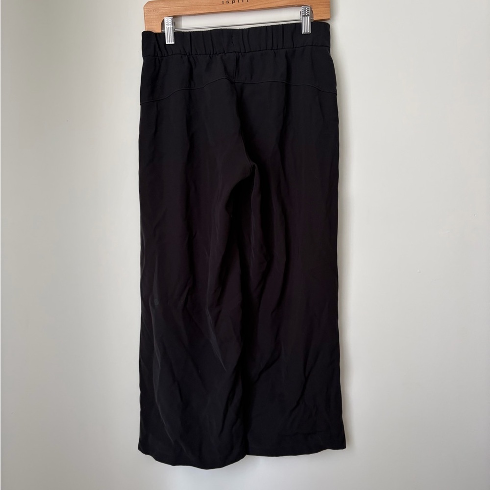 Lululemon On The Fly Pant - Picture 7 of 8